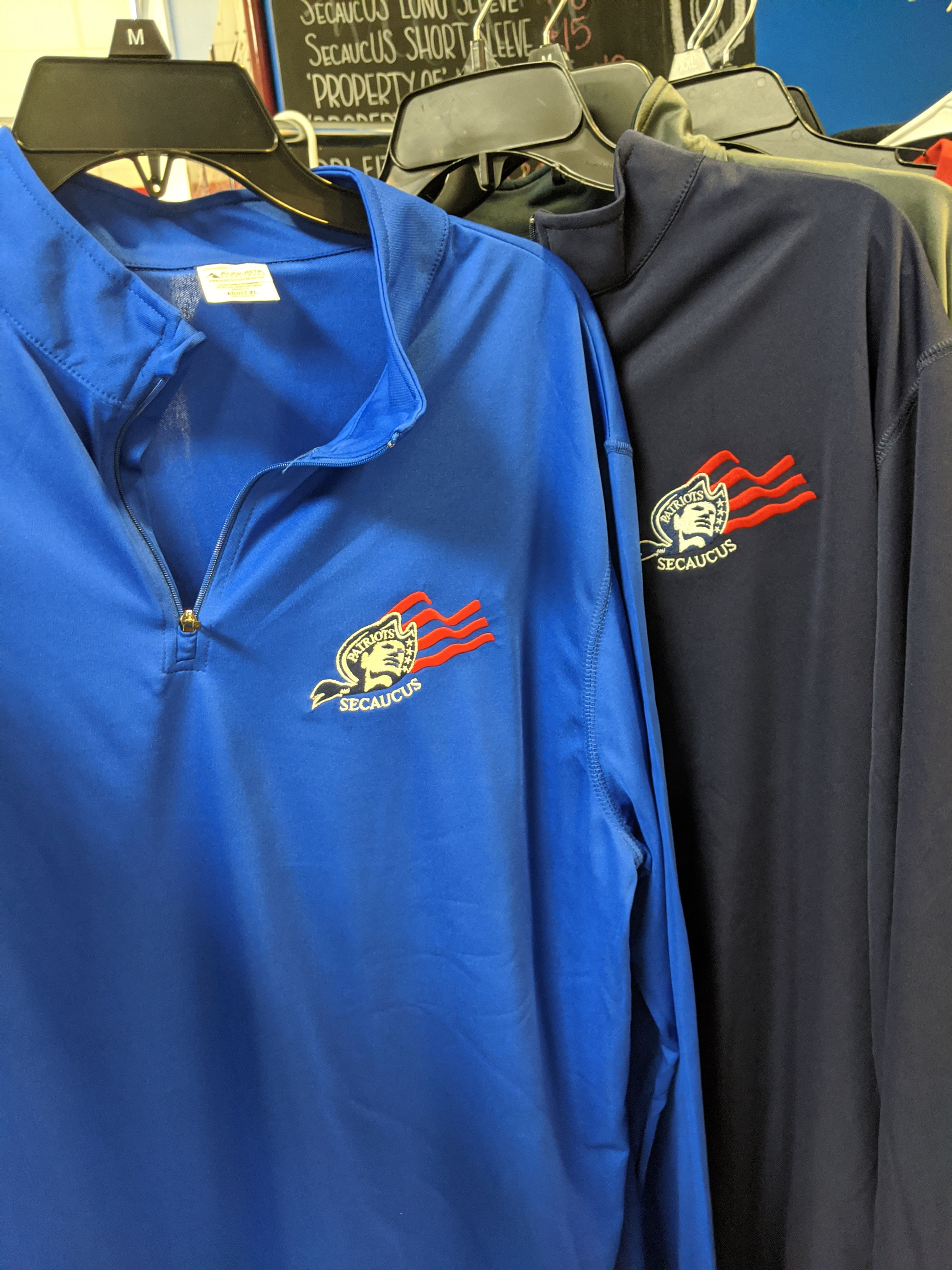 MENS PosiCharge  1/4-Zip Pullover