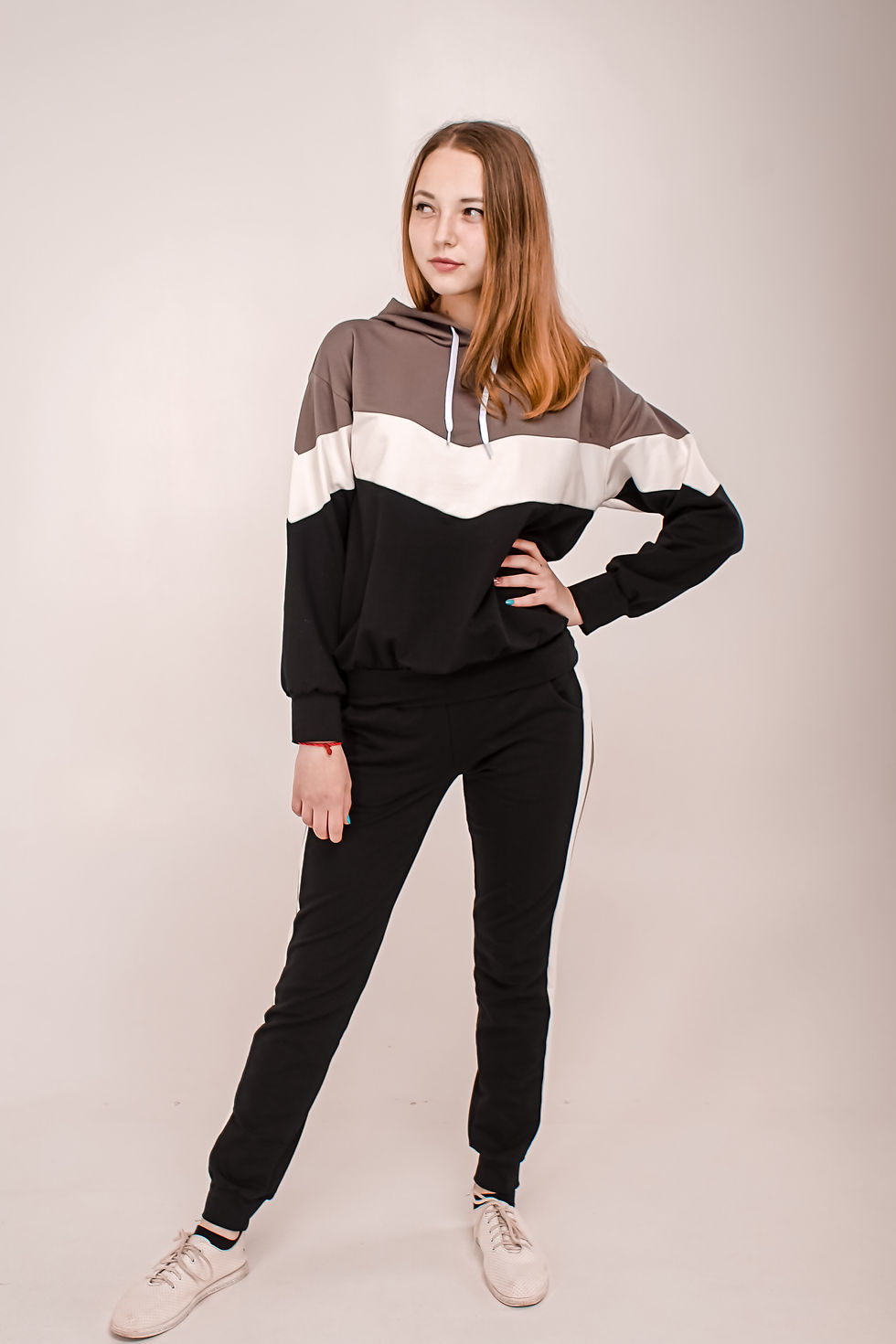 Миниатюра: Костюм B02