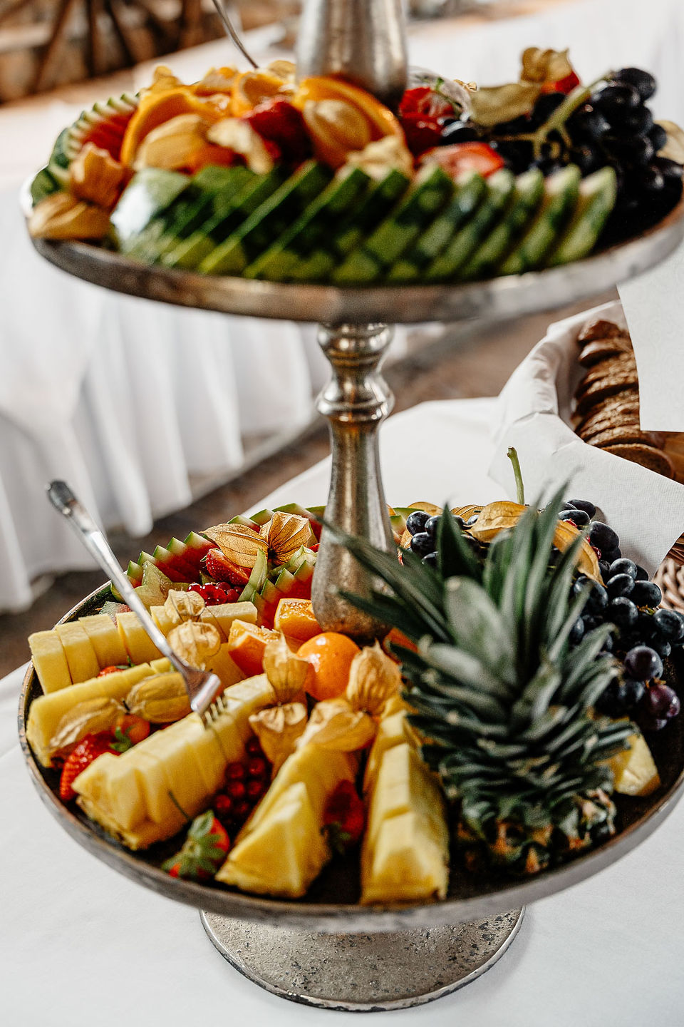 Obst und Fingerfood Buffet für Hochzeitsgäste