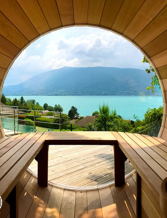 Sauna Bulle de l'Atelier Nordique à découvrir chez La Batisse à Rahon 39120