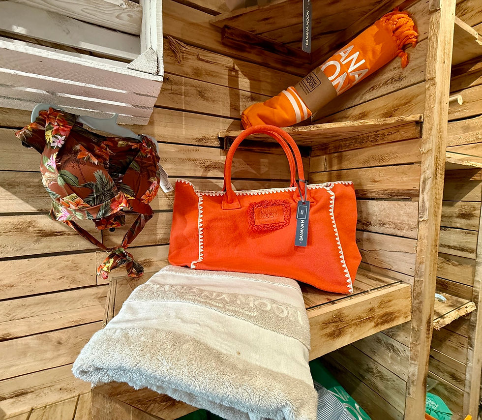 Miniature : Sac Seta Carlina Orange et serviette santo lucky bay de la collection Banana Moon