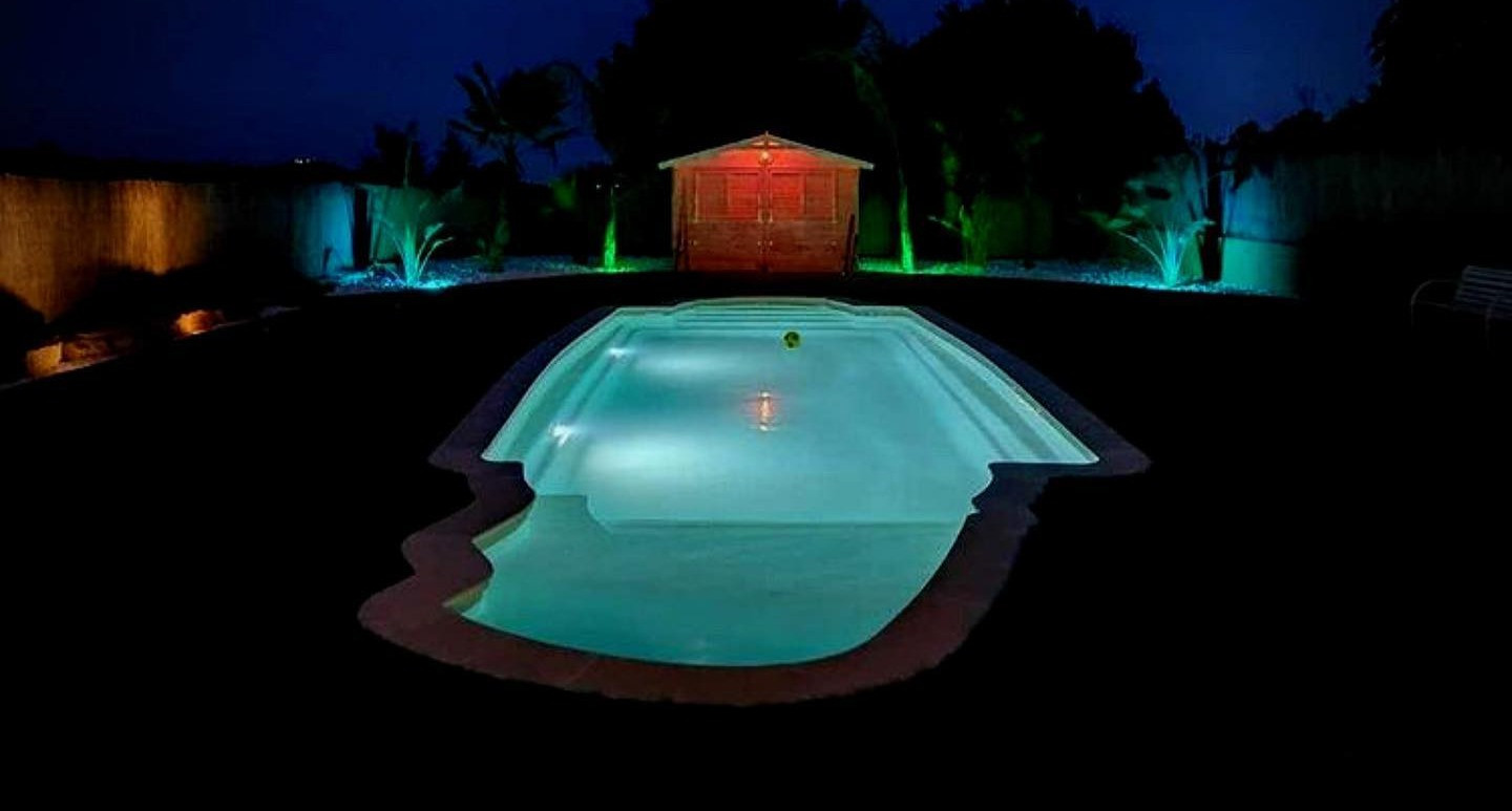 piscine-beach-plus-mon-de-pra-la-batisse-piscine-oxyg-ne-jura-rahon