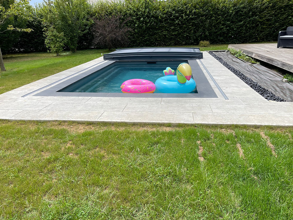 Miniature : Abri de piscine bas télescopique Néo 18