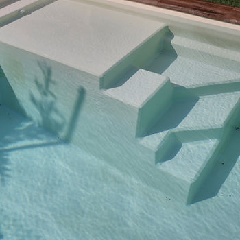Aménagement Piscine au Showroom La Batisse jura.jpeg