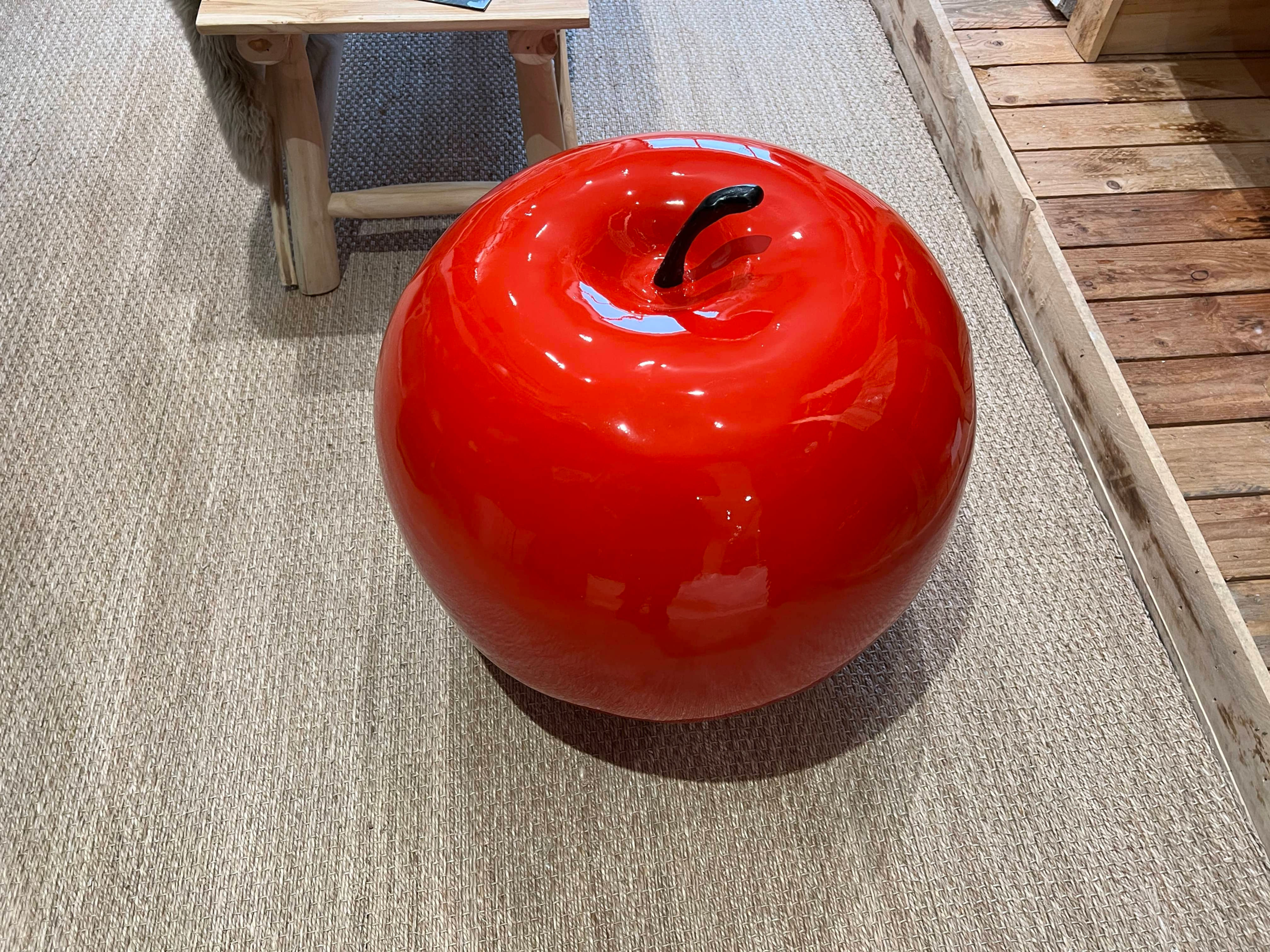 Pomme Résine Sculpture