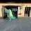Miniature : Dinosaure Surfeur Arroseur Gonflable Géant Sunnylife