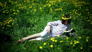 May Top 5 New Books To Open On The Lawn