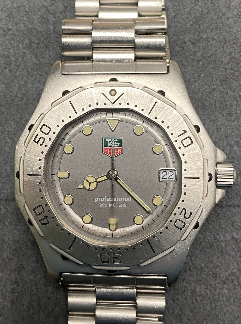 Thumbnail:  👍 Serviced Vintage TAG HEUER 3000 Series 932.206 Submarine Style Watch