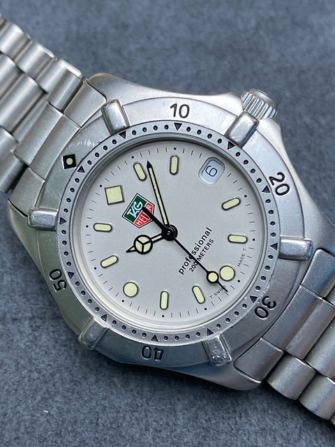 👍 Ladies 32mm midsize Vintage TAG HEUER 2000 962.213 Dive Watch