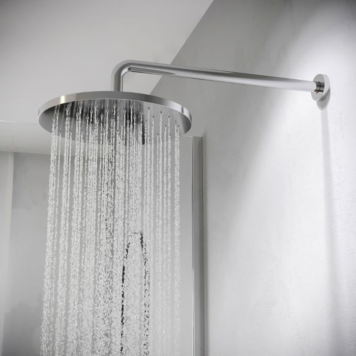 Shower with Wall and Fixed Head