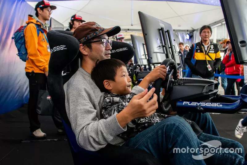 simracing.webp