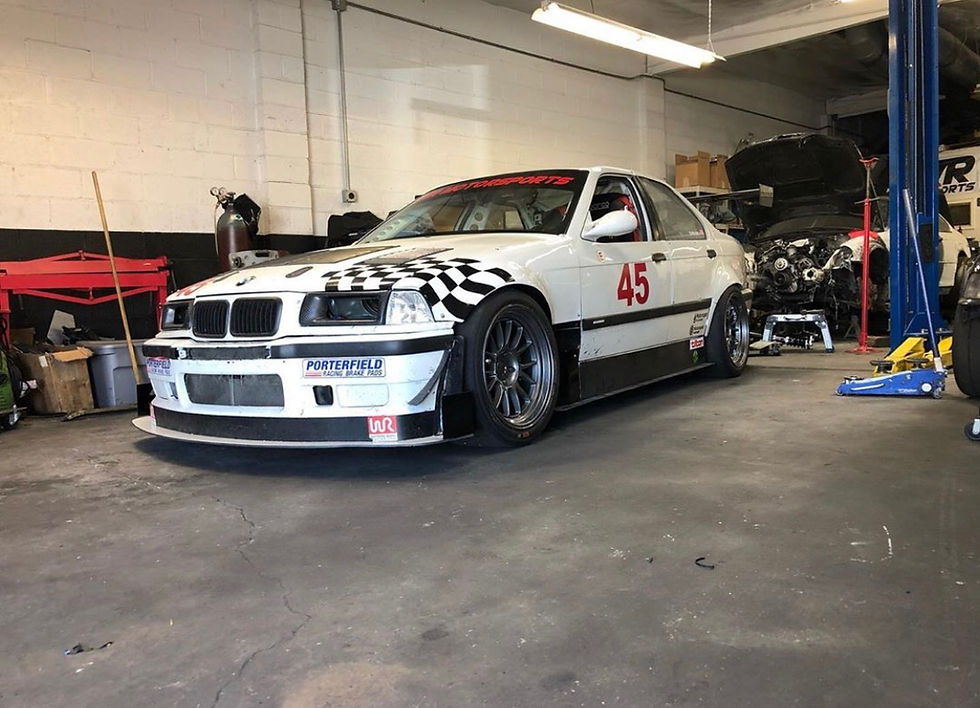 Miniatura: BMW E36 Sedan Overfenders V2 (+55mm)