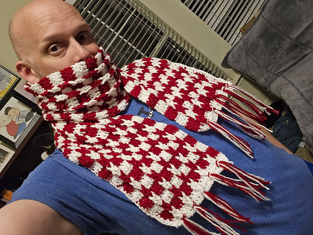 Thumbnail: Quint-Weave Scarf Crochet Pattern