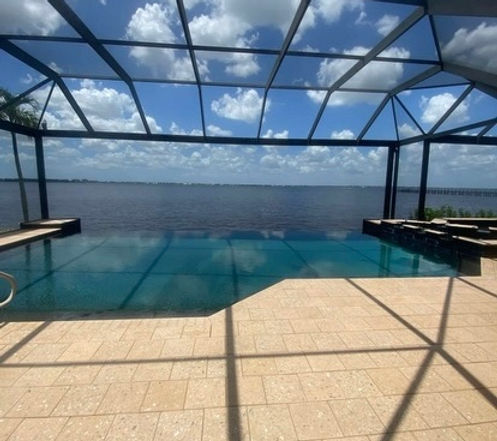 Crystal clear pool meticulously cleaned and maintained by So-Flo Pool and Spa in Naples, Fort Myers, Bonita Springs, Estero,