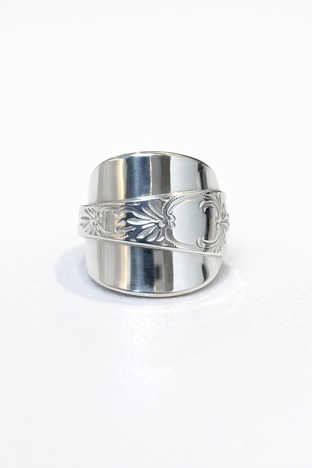 Patterned Spoon Ring size T