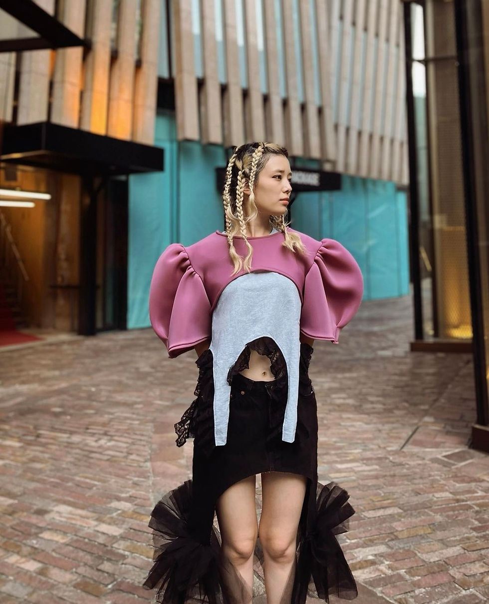 Thumbnail: RED BEANDS Neoprene Bolero