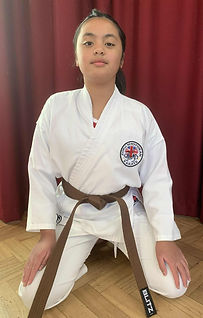 Skyrah brown seiza.jpg