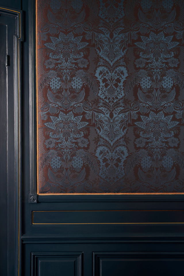 Dining Room Wall Detail - Timeless Canal House  