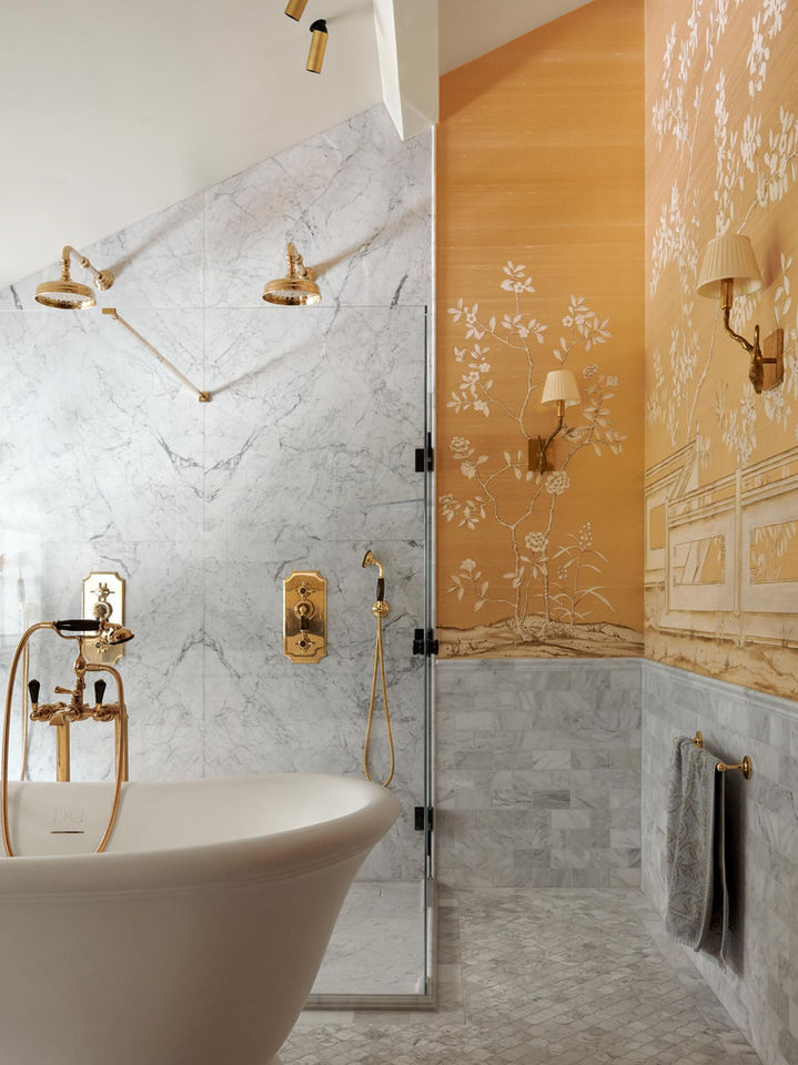 Master Bathroom - Elegant Estate