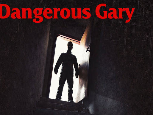 Dangerous Gary jeu de rôle de Michaël Maurat explorateur ouvrant une porte menant vers un mystérieux donjon.