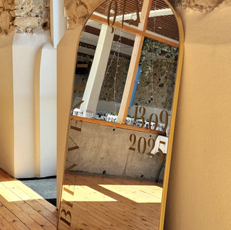 panneau de bienvenue miroir pour un mariage