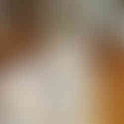 décoration de mariage tables avec fleurs et menu