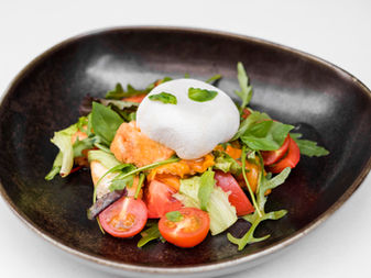 Salade roquette tomate burrata