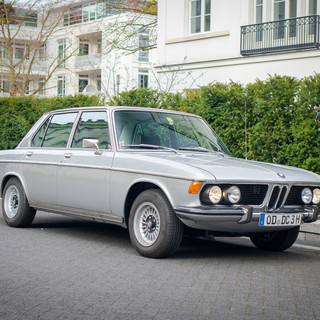 JF_BMWE32500-71.jpg