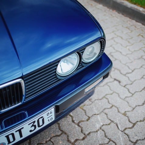 BMW E30 320i blau-100.jpg