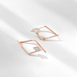 her story - jewellery