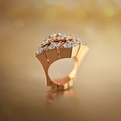 her story - jewellery