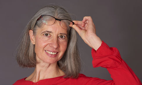 Portraits_gelb_17.11_edited.jpg