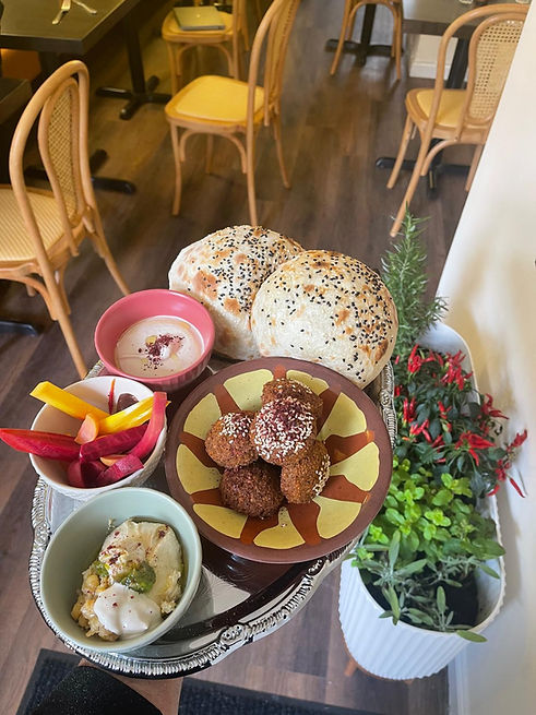 Zesty Tabbouleh Falafel Platter