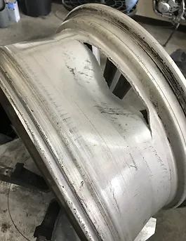 Crack bent Alloy wheel rim
