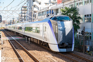 中央本線_西八王子駅_下り列車