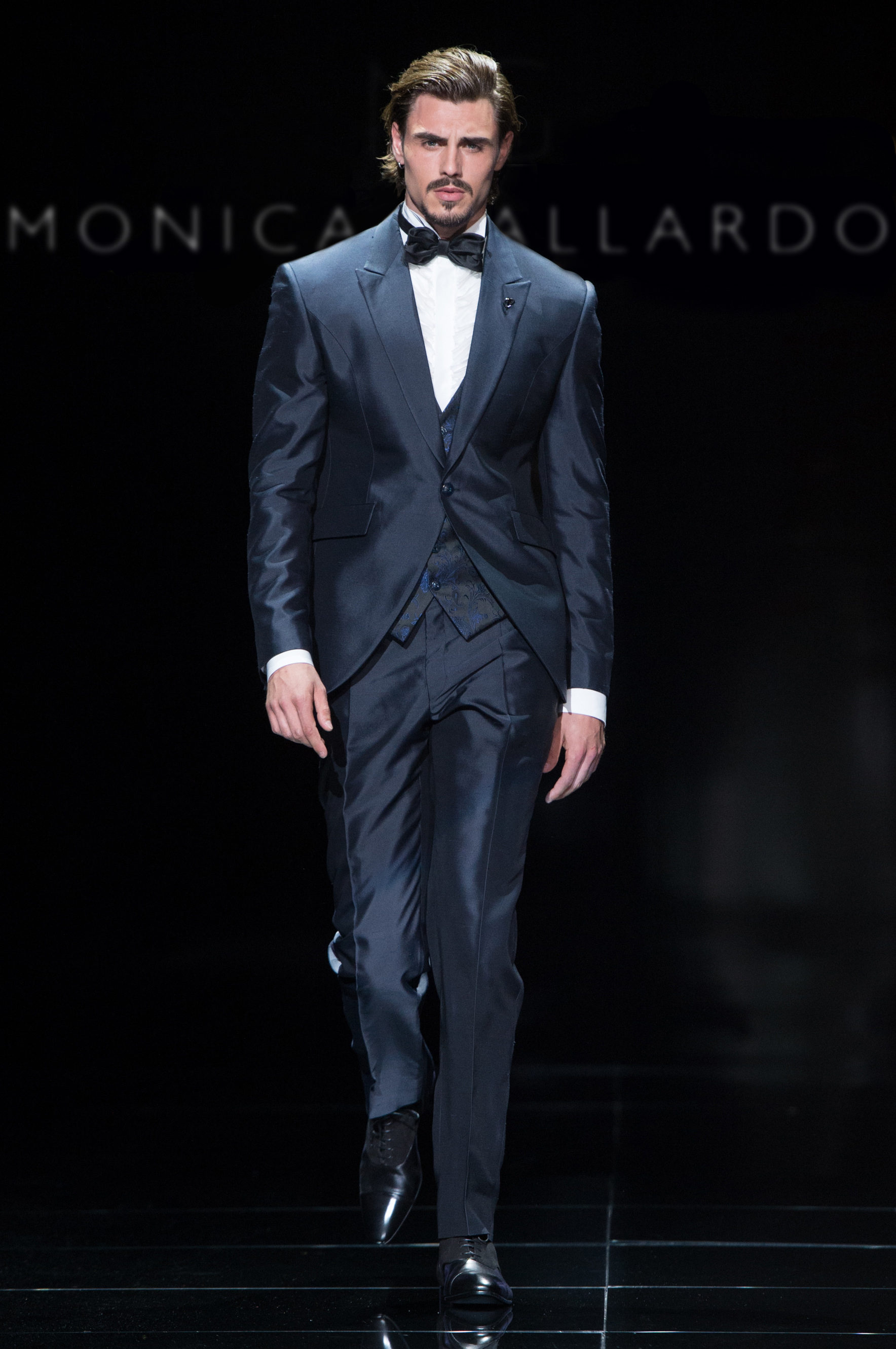 mod-21 new designe tafeta negro