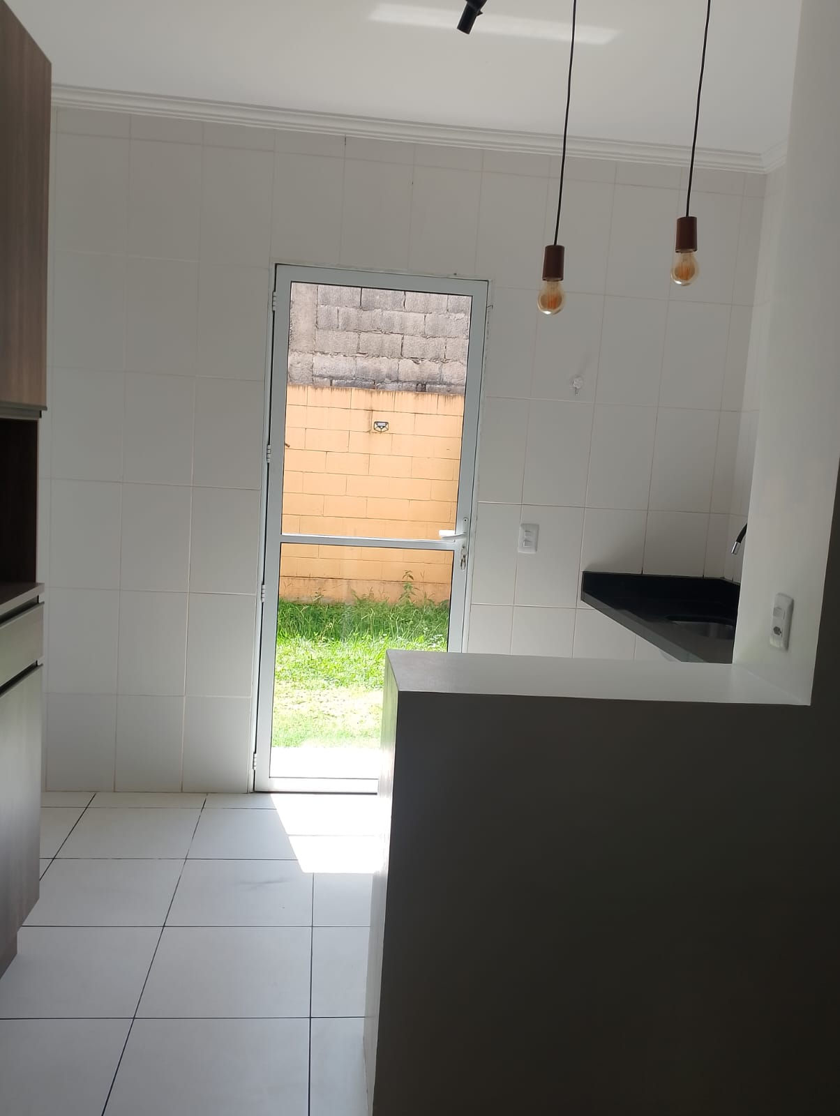 Sobrado para venda em charmoso villagio