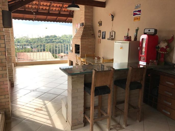 Miniatura: Sobrado proximo ao centro de Cotia