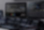 Postazione Color Grading DaVinci Resolve Studio a Milano con proiettore 4K JVC DLA-5
