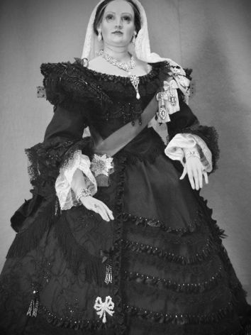 Victoria B&W.jpeg