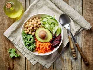 Condena a prisión a los padres de una bebé desnutrida por seguir una dieta vegana