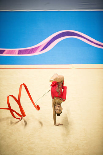 צילום התעמלות אמנותית מקצועי – עוז מועלם צלם ספורט ועיתונות.