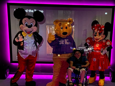 Bespoke Home Cinemas donates state of the art cinema room to Forget Me Not Children's Hospice