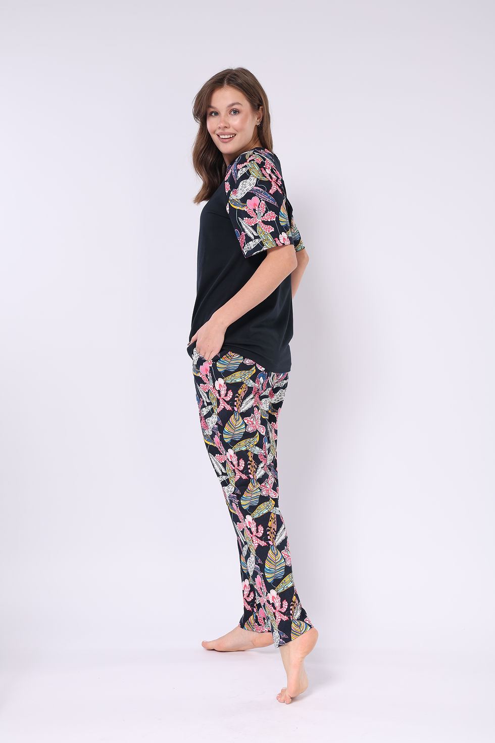 Küçük resim: Lacivert Şal Desenli Düğmeli Yaka Kısa Kollu Kadın Pijama Takımı