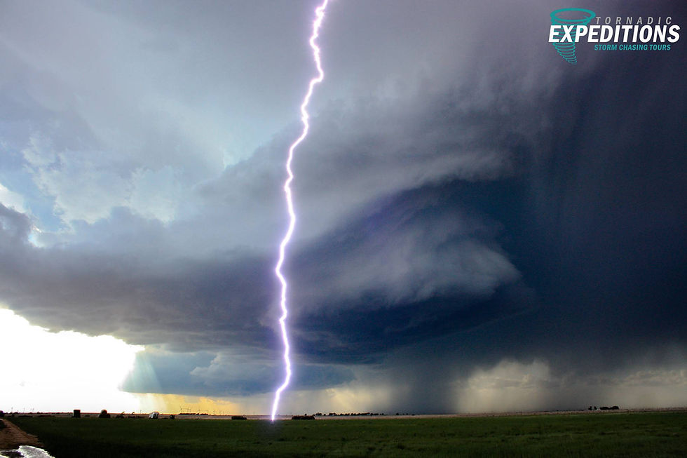 supercell with lightning