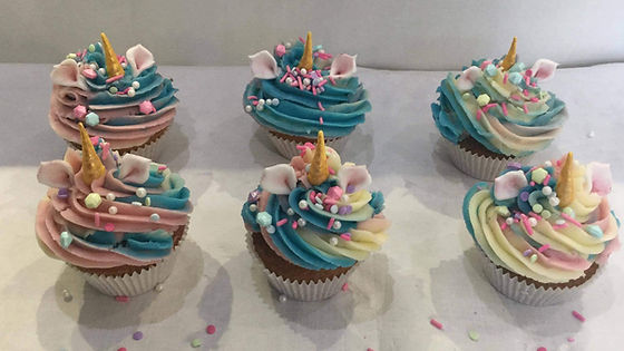 4 Cupcakes