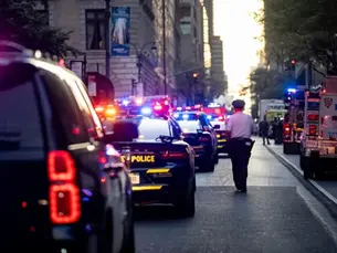 Gunman who killed 4 at Manhattan office building was targeting NFL headquarters, mayor says