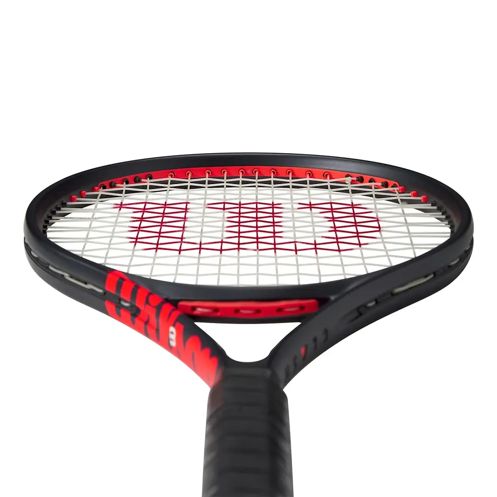 Indexkép: Wilson Clash 100 v3 teniszütő