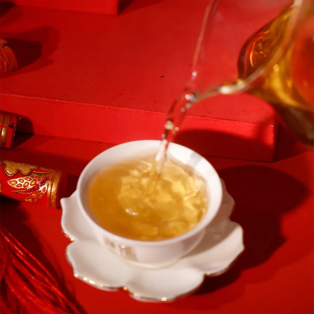 Feature Image of a Custom Tea Blend