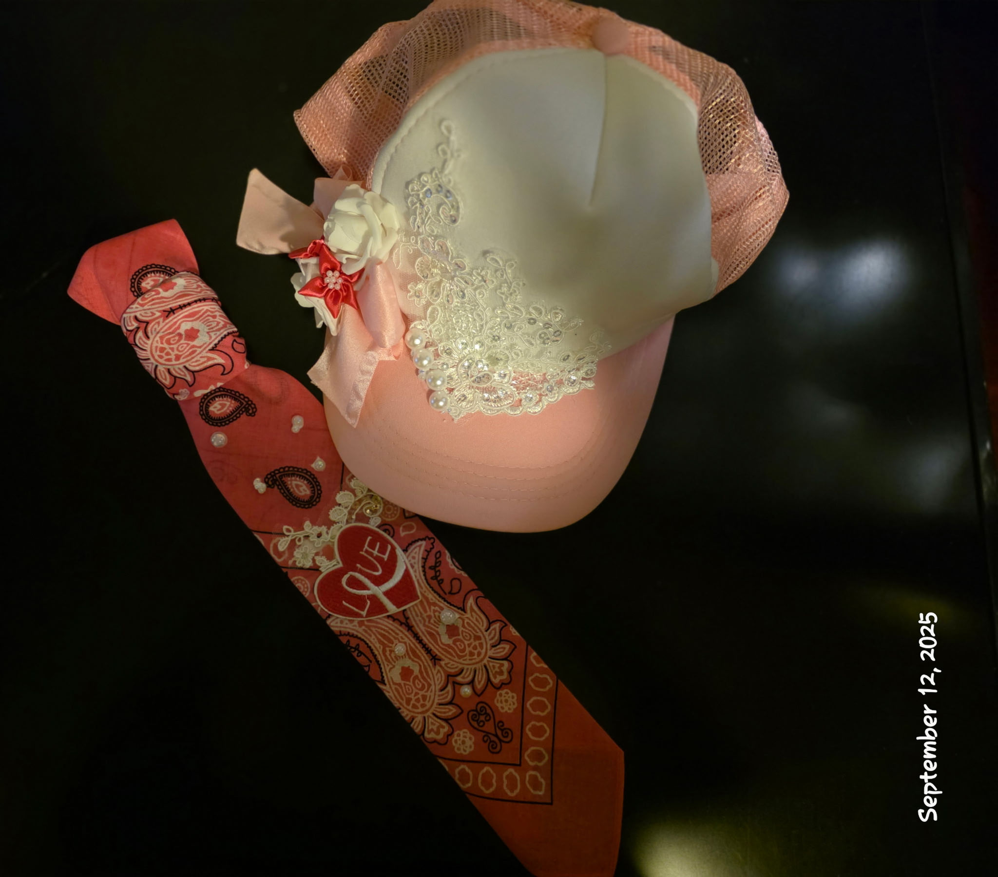 Pink and LaceHat and Tie Set